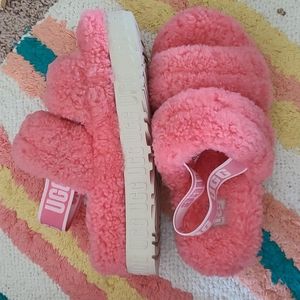 UGG oh fluffita slippers